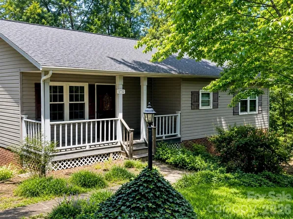 2758 McNeelly Dr, Valdese, NC 28690