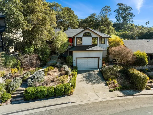 1106 Sunnyside Drive, Healdsburg, CA 95448
