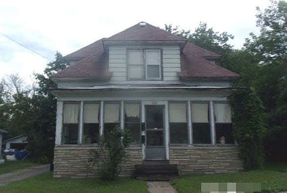 1st image of 622 Evergreen Ct