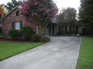644 Fawn Lake Dr, Baton Rouge, LA 70816
