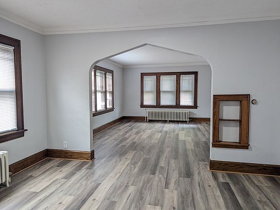4th image of 1331 Evelyn St #3