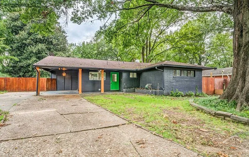 449 Green Acres Rd