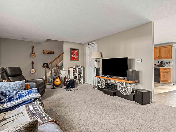 2nd image of 56 Kingston Road #B