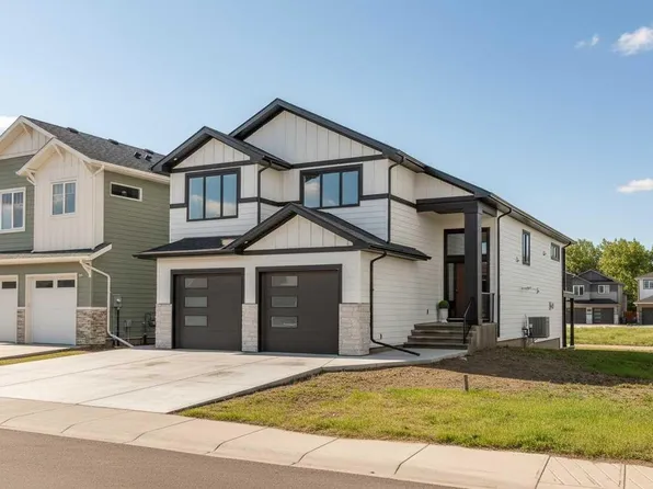 680 Sixmile Cres S, Lethbridge, AB T1K 8G3