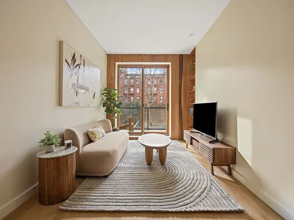 598 Sterling Pl Unit 2R, Brooklyn, NY 11238