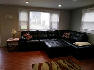 42 Saint James Rd, Narragansett, RI 02882