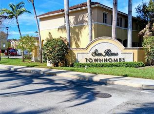 6056 SW 19th Pl, Pompano Beach, FL 33068