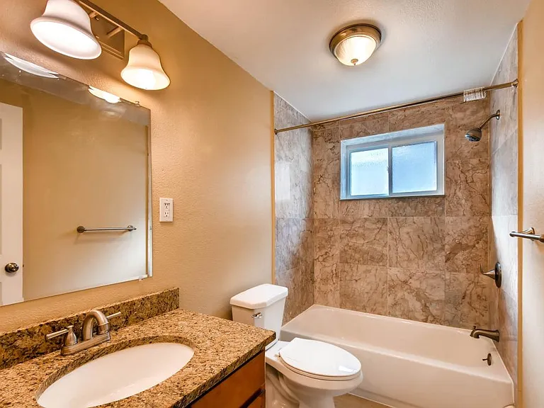 590 N Logan St #208 — Photo 6