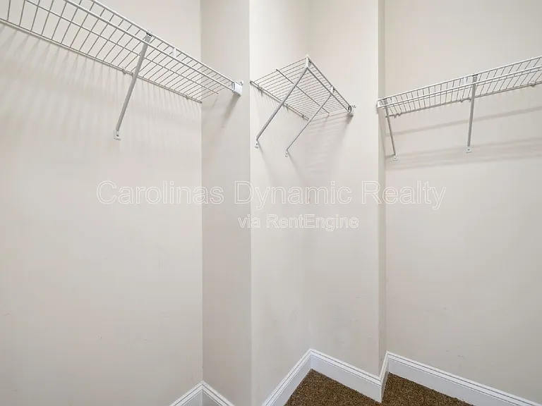 3405 Bidwell Ave — Photo 32