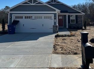 44 Grace Hill Cir, Kilmarnock, VA 22482