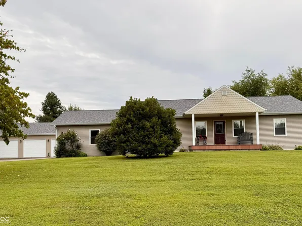 201 Janeway Dr, Veedersburg, IN 47987