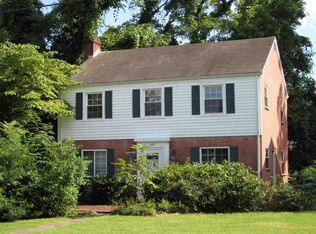 1960 Lewis Mountain Rd APT 2, Charlottesville, VA 22903