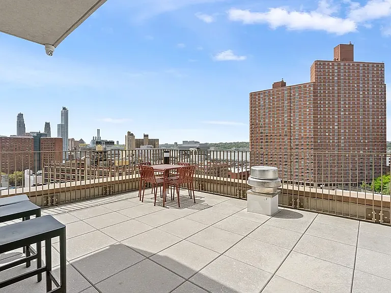 521 W 134th St #8B — Photo 20