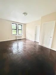 118-40 Metropolitan Avenue