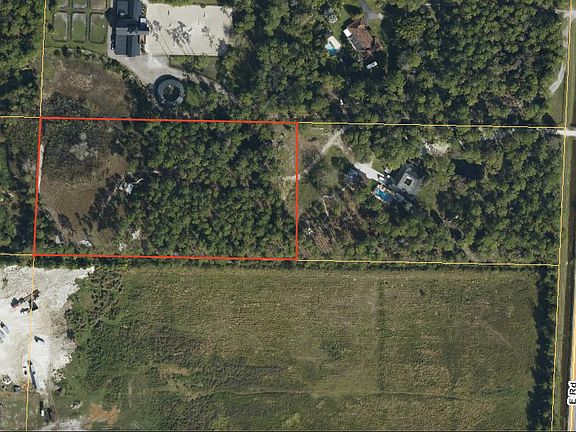 2nd image of 1443 E Road