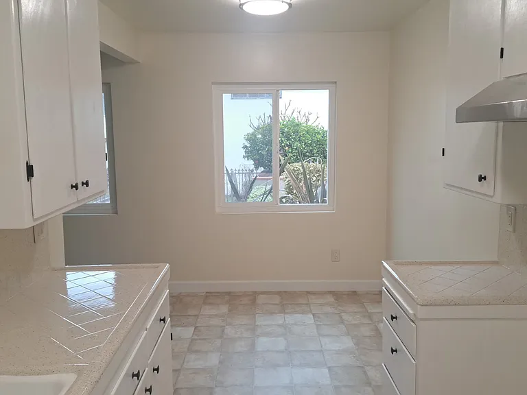 111 E Hammel St — Photo 3