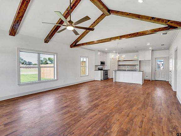 3rd image of 1400 Allison Ln