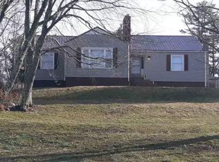 151 Sand Knob Rd, Nimitz, WV 25978