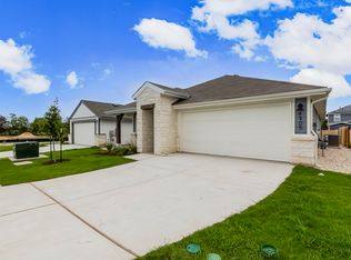4905 Hazelnut Ln, Del Valle, TX 78617