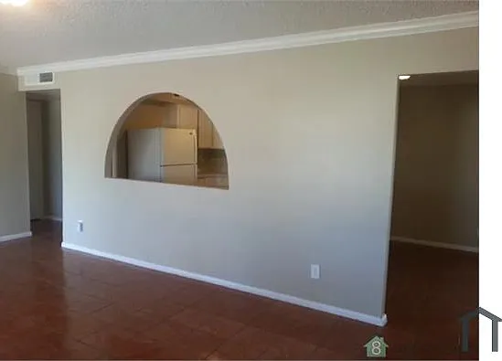 4 bed, 1600 sqft, $1,950 — Photo 4