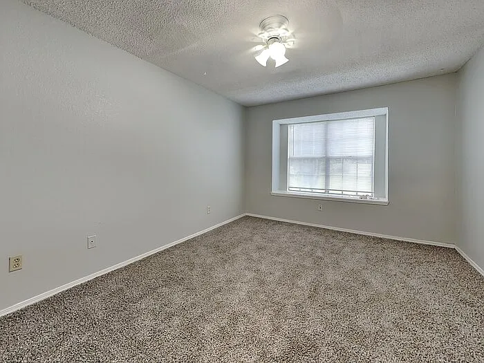 1106 Highmont Pl — Photo 11