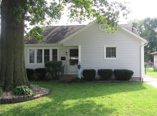 206 S Locust St, Trenton, IL 62293