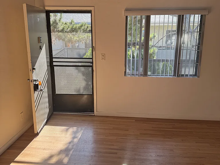 3117 Colorado Ave #E1 — Photo 22