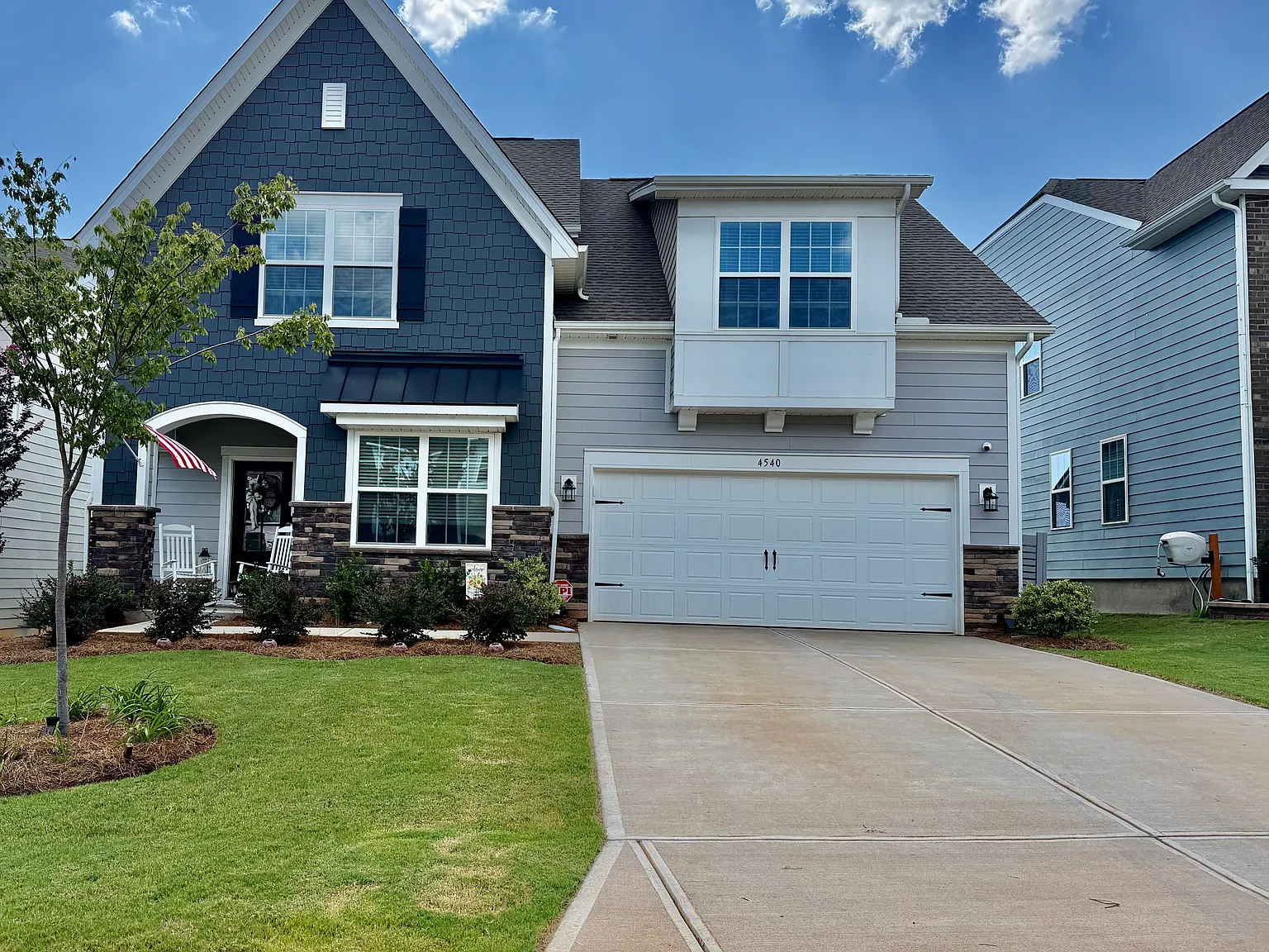 4 bed, 2801 sqft, $3,249 — Photo 2