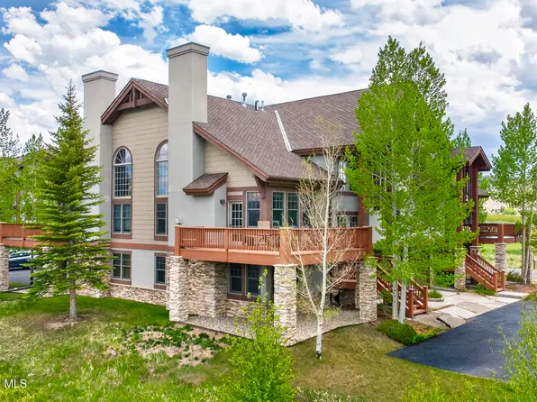 824 West Ten Mile Drive, Granby, CO 80446