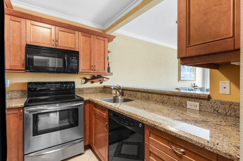 2201 SE 9th Street #107, photo 7