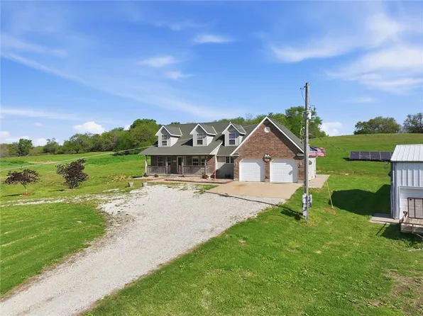 11302 E 343rd St, Drexel, MO 64742