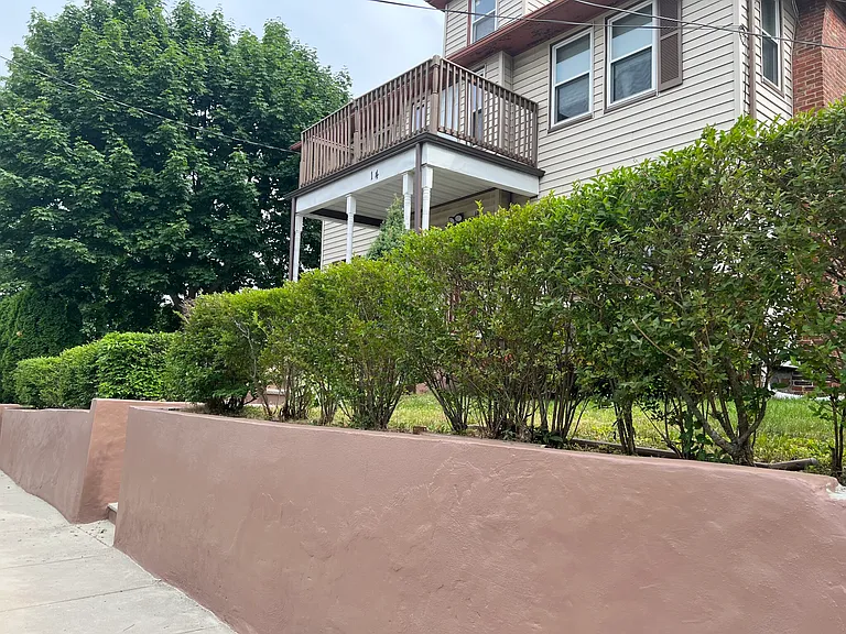 14 Hazelwood St #2 — Photo 7