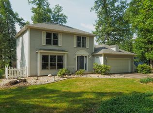 231 Hidden Forest Rd, Battle Creek, MI 49014