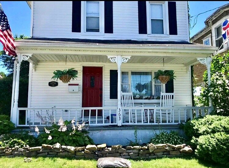 Front with new corbels