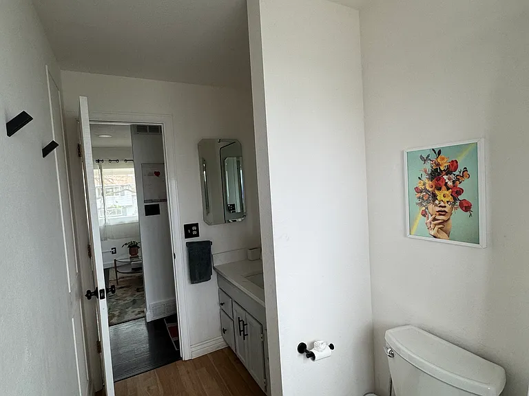 1083 E Fremont Cir N — Photo 24