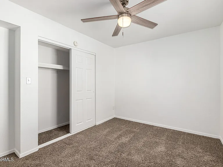4718 W Orangewood Ave — Photo 16