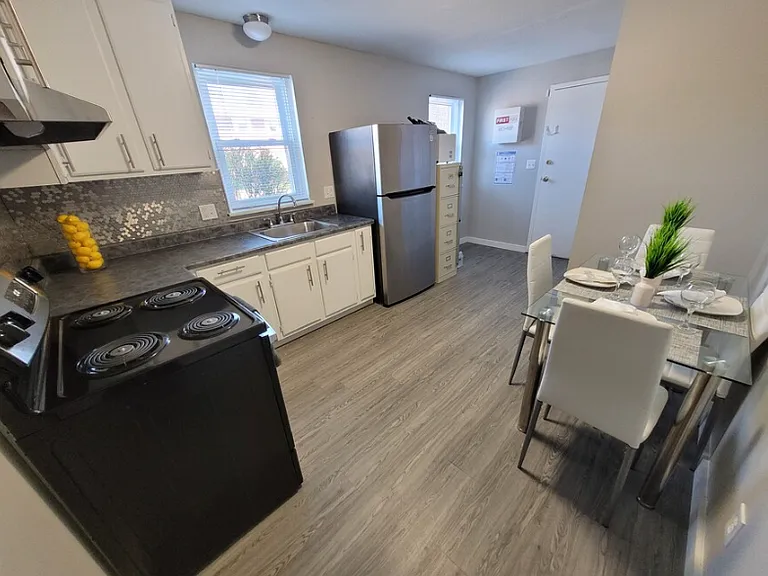 Pine Brook Terrace — Photo 7