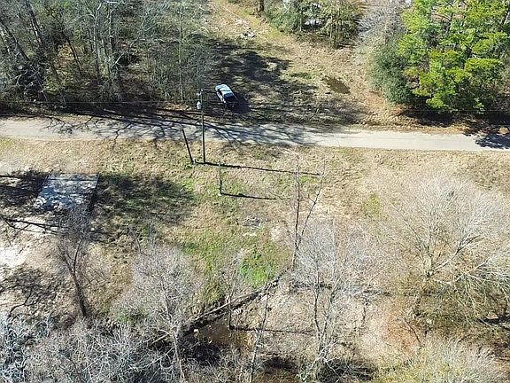 4th image of 31 & 32 Colyell Bay Dr