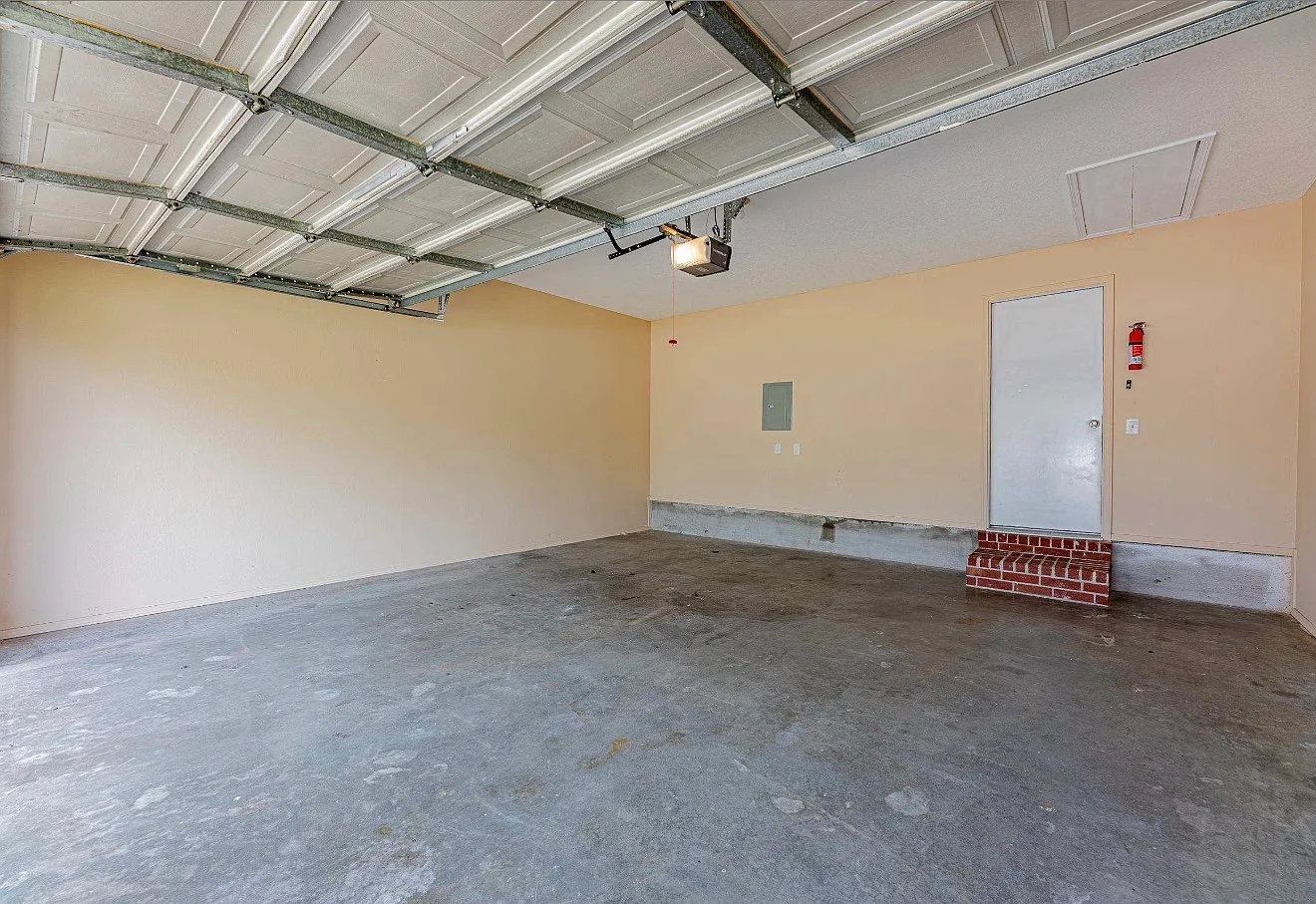 2 bed, 1082 sqft, $1,450 — Photo 4