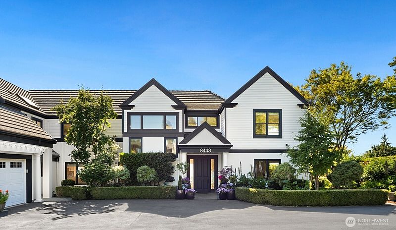 5th image of 8443 NE 6th Street