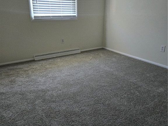 5th image of 697 Wynwood Ct