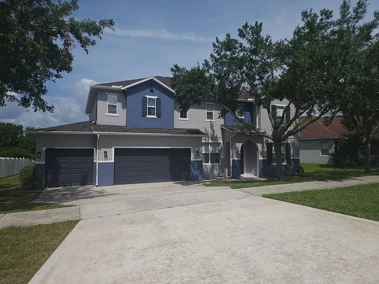 912 N Jacks Lake Rd — Photo 1