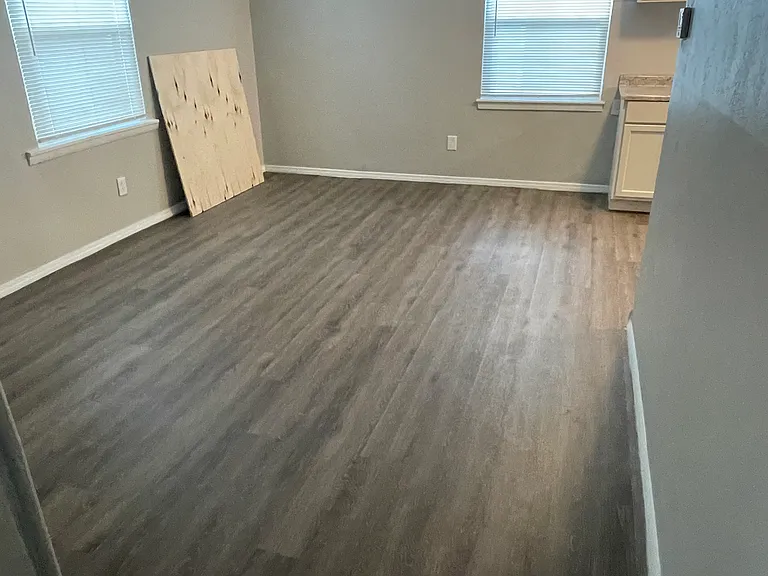 4926 Natoma St — Photo 3