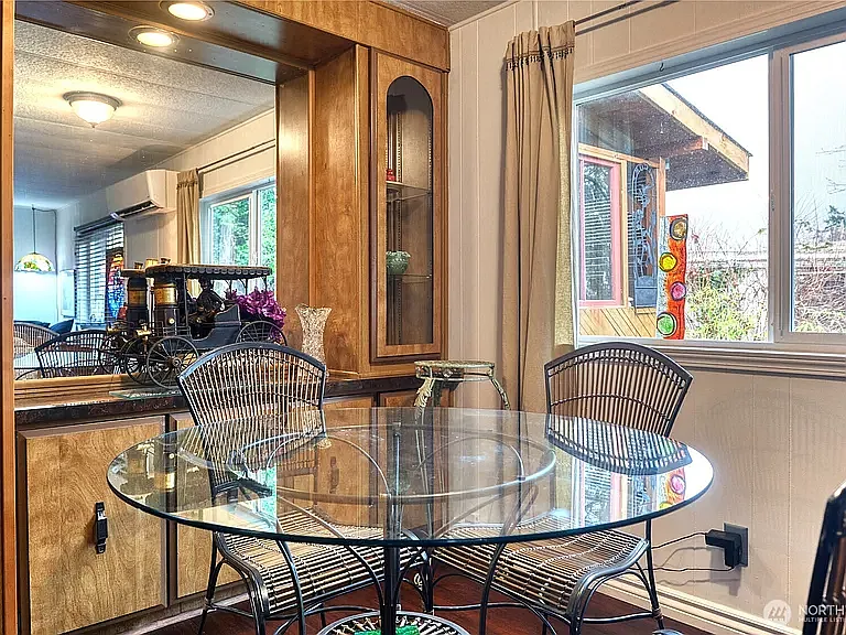 1555 Panorama Dr — Photo 7