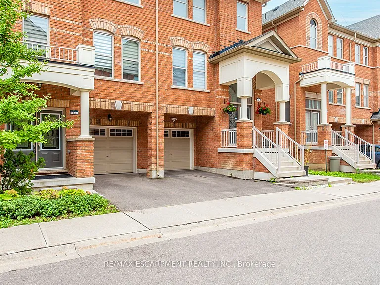 64 City Park Cir — Photo 43