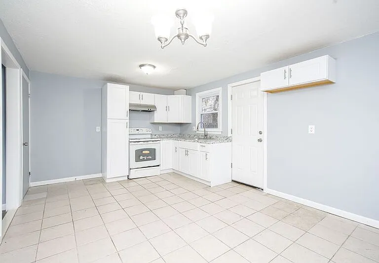 77 Chester St #77 — Photo 3