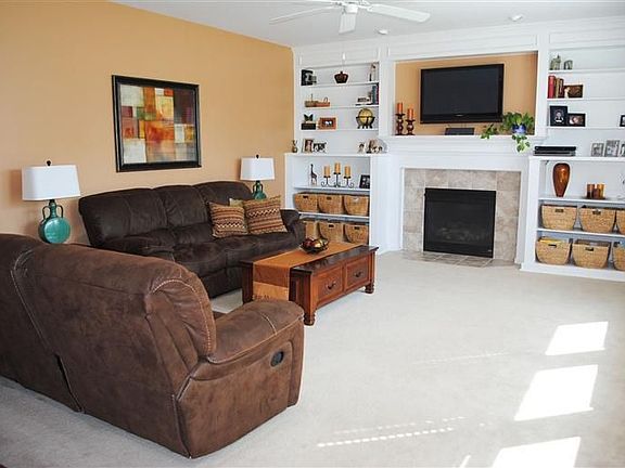 5th image of 2589 Alyssum Dr