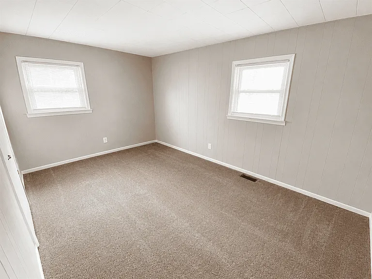 857 Glenn Ct — Photo 7