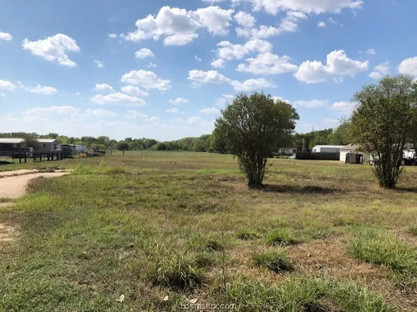 9140 County Road 420, Navasota, TX 77868