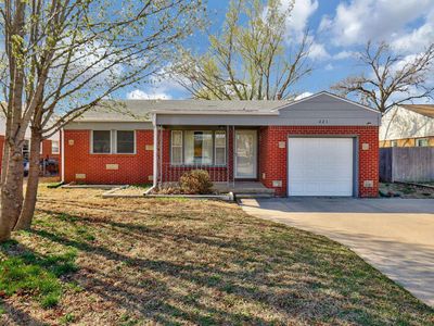 221 W Hunter St, Haysville, KS, 67060